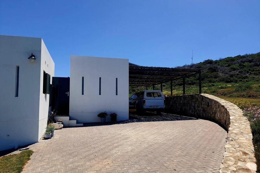 4 Bedroom Property for Sale in Fynbosstrand Western Cape